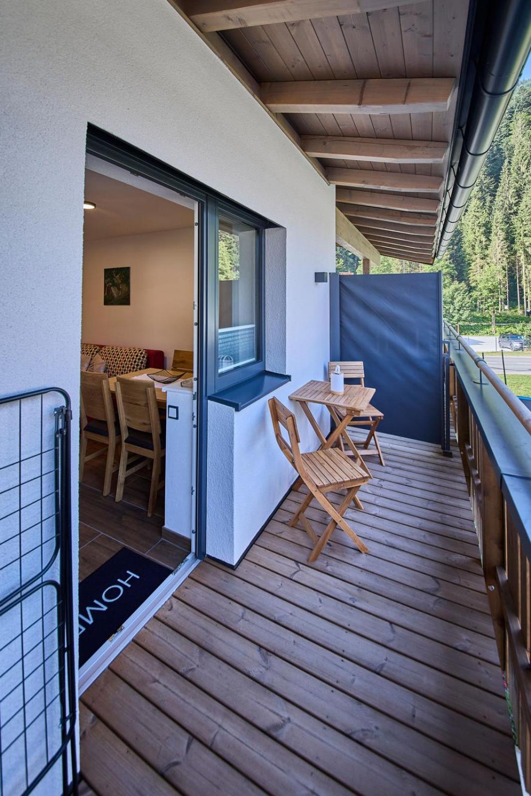 Haus Joan - Apartments Saalbach-Hinterglemm Exterior photo